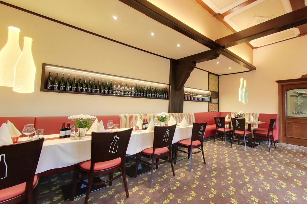 Akzent Waldhotel Rheingau Geisenheim Extérieur photo