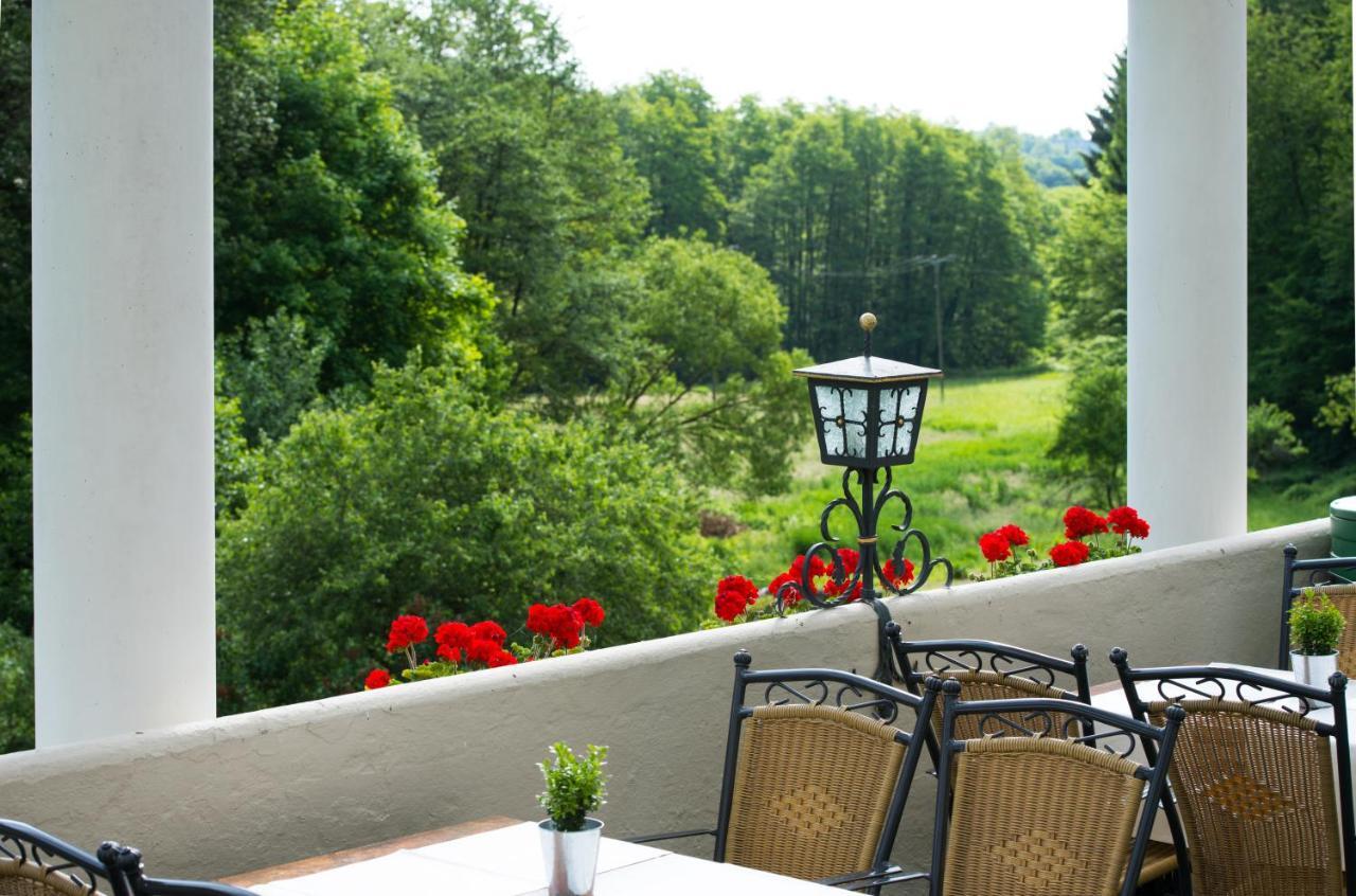 Akzent Waldhotel Rheingau Geisenheim Extérieur photo